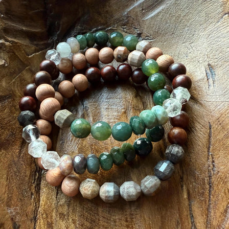 Natural Herbal Bracelet vs Gemstone Bracelet 7 Real Differences Buyers Notice