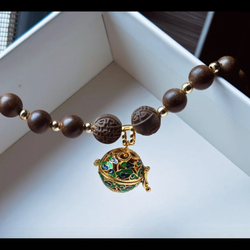 Mint & Perilla Serenity Bracelet by Laxne Moyu Fang – Handcrafted Herbal Energy Jewelry